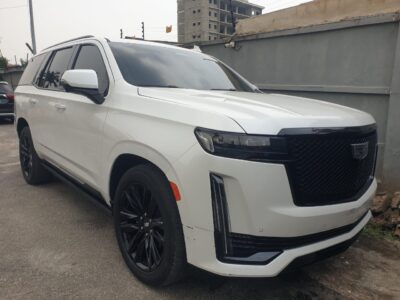 CLEAN DIRECT BELGIUM 2022 MODEL CADILLAC ESCALADE FULL OPTION